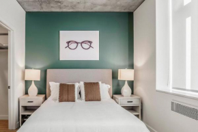 Landing at Logan Apartments - Studio in Logan Square
